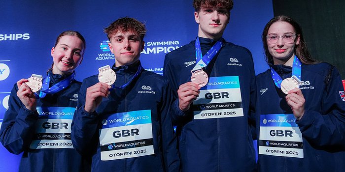 Kinsman, Nowacki, Fearn, Taylor Juniors 2025 - [World Aquatics]